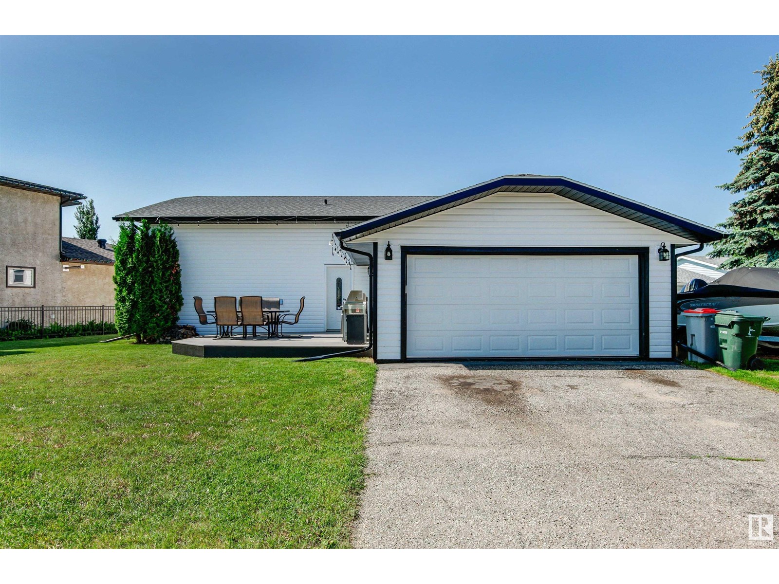 Photo 5 of 63 Glenwood Cr, Stony Plain AB
