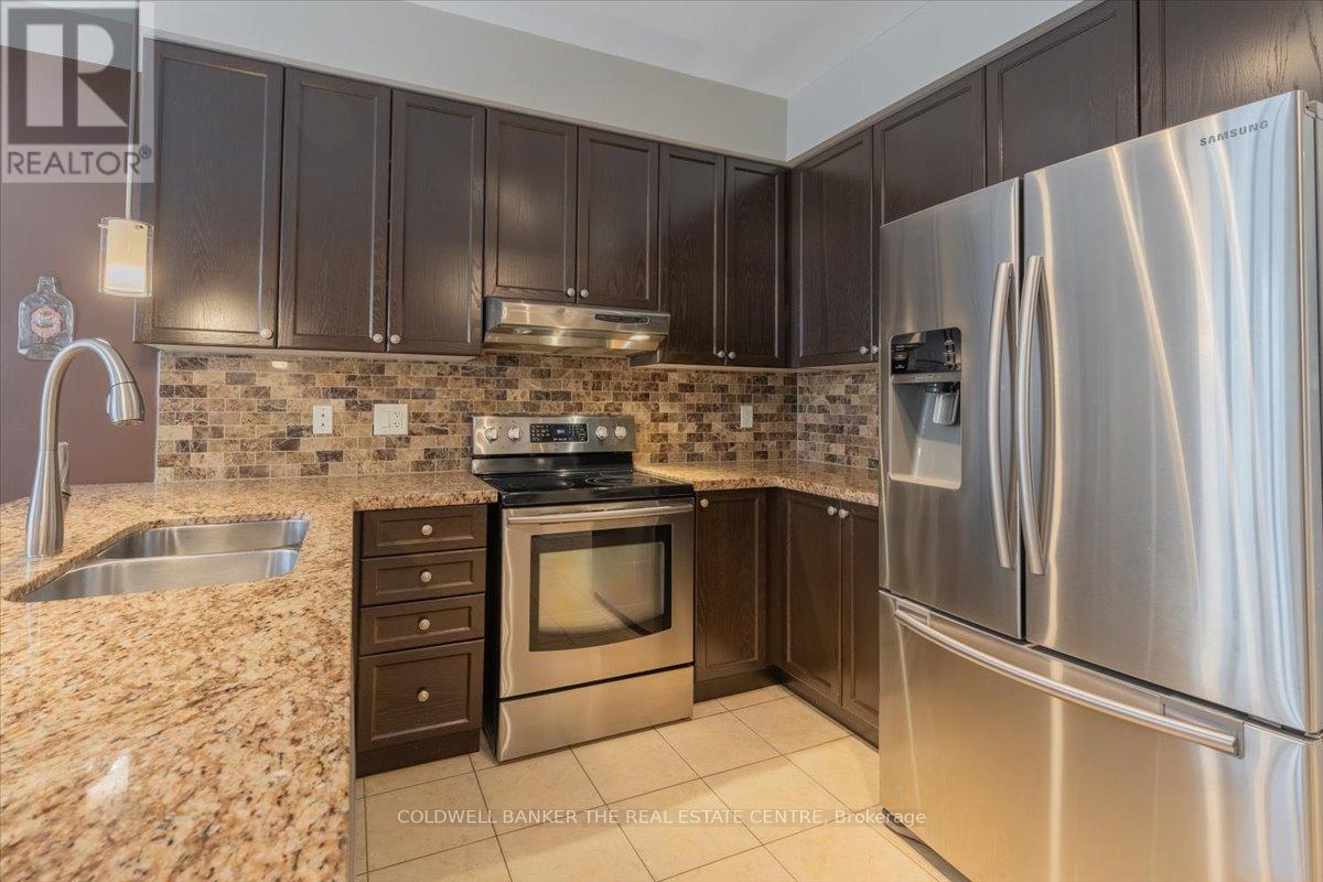 Photo 17 of 114 Laurendale Avenue, Georgina ON
