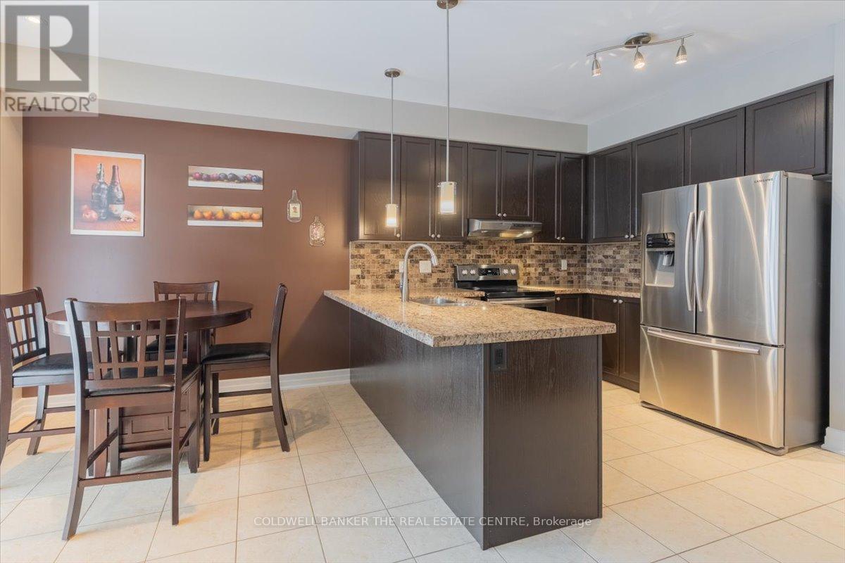 Photo 25 of 114 Laurendale Avenue, Georgina ON