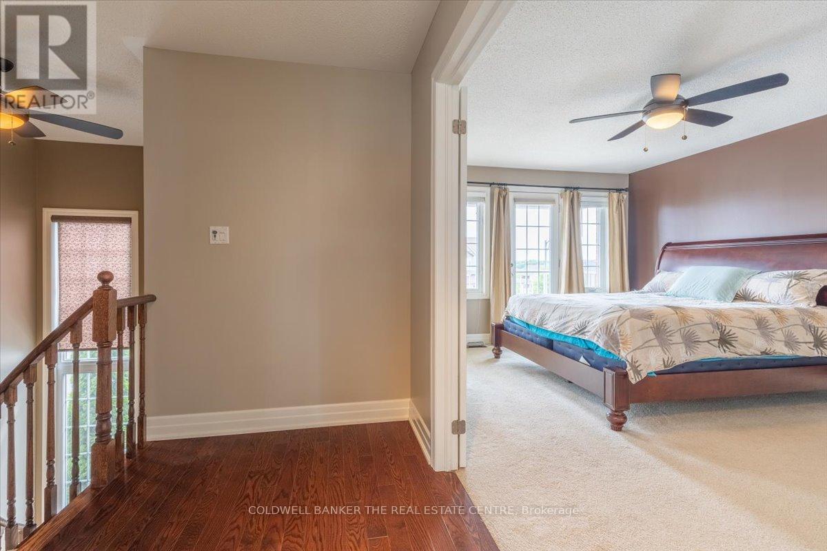 Photo 16 of 114 Laurendale Avenue, Georgina ON
