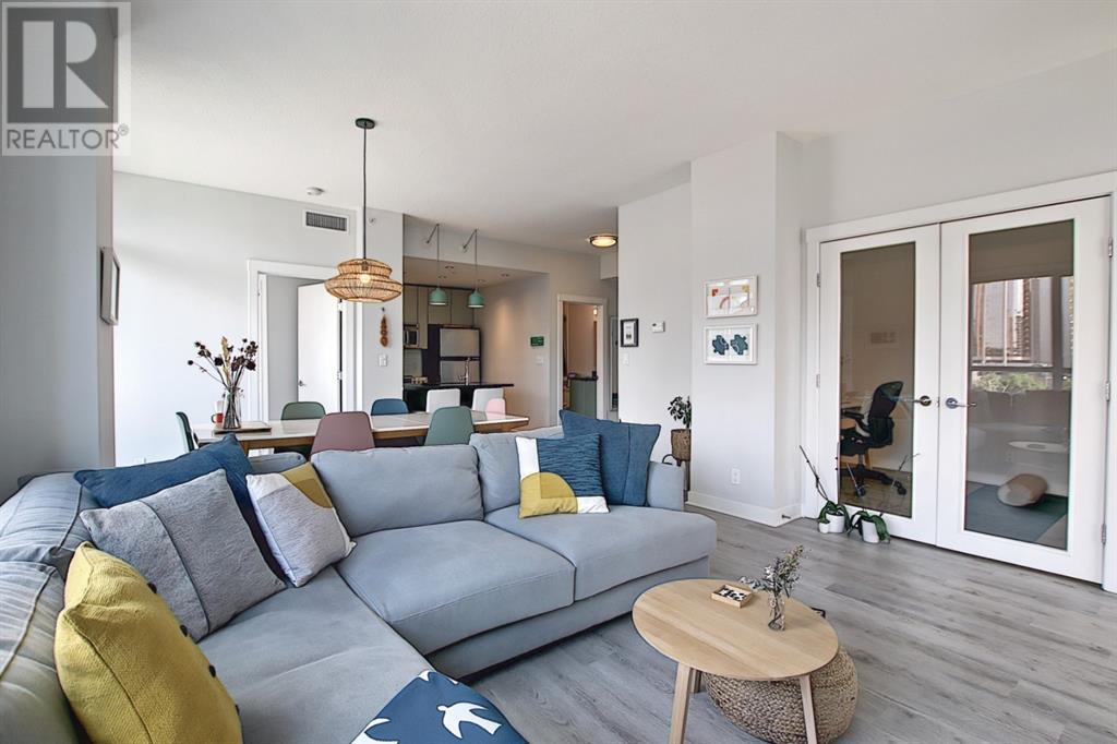 706, 788 12 Avenue SW, Calgary, Alberta