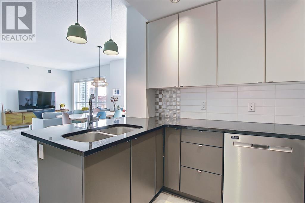 Single Family House for Sale in    Avenue SW Beltline Calgary 