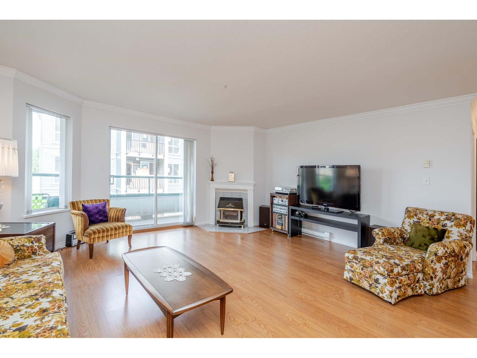 Photo 6 of 237 2451 Gladwin Road, Abbotsford BC