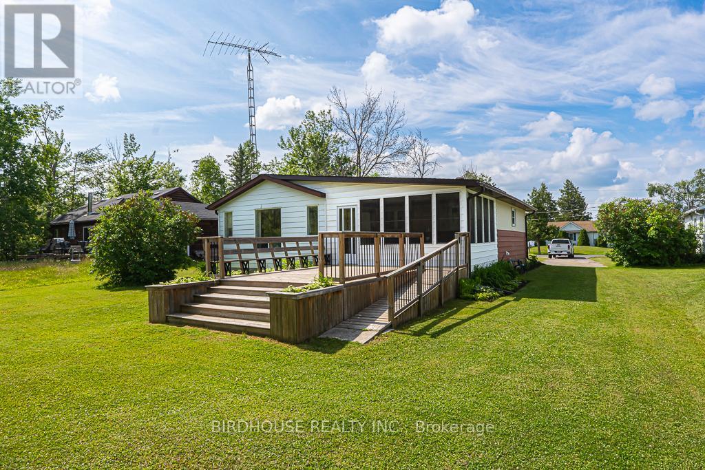 Photo 26 of 62 Fells Bay Road, Kawartha Lakes ON