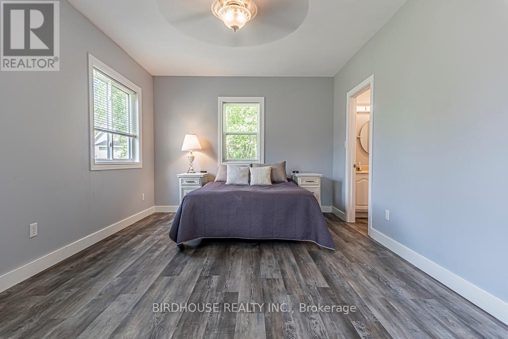 Photo 29 of 62 Fells Bay Road, Kawartha Lakes ON
