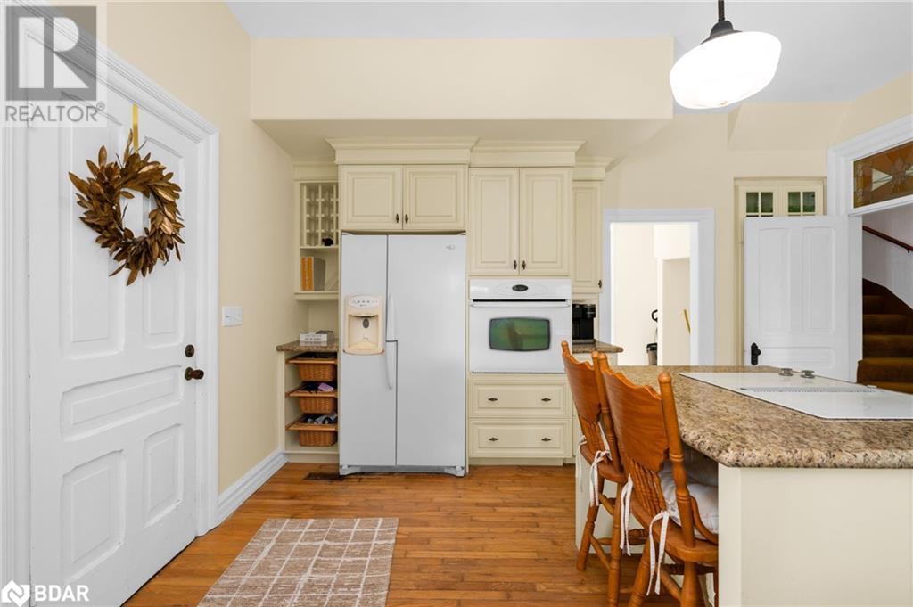 Photo 24 of 1407 Flos 8 Road W, Springwater ON