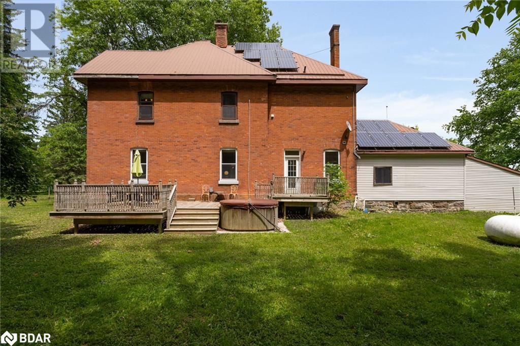 Photo 27 of 1407 Flos 8 Road W, Springwater ON