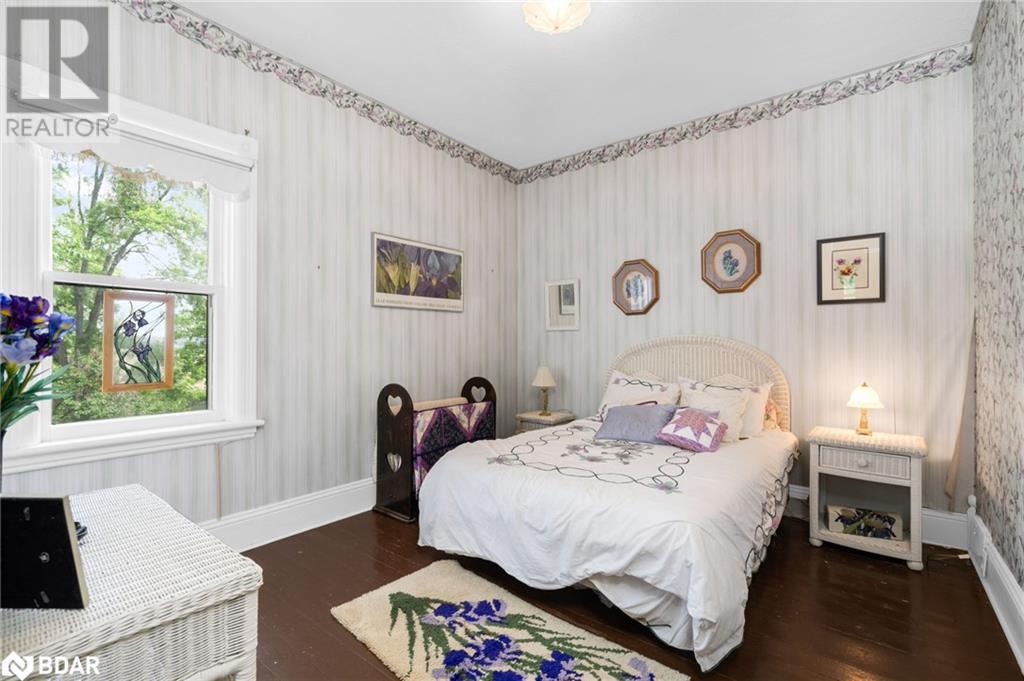 Photo 16 of 1407 Flos 8 Road W, Springwater ON