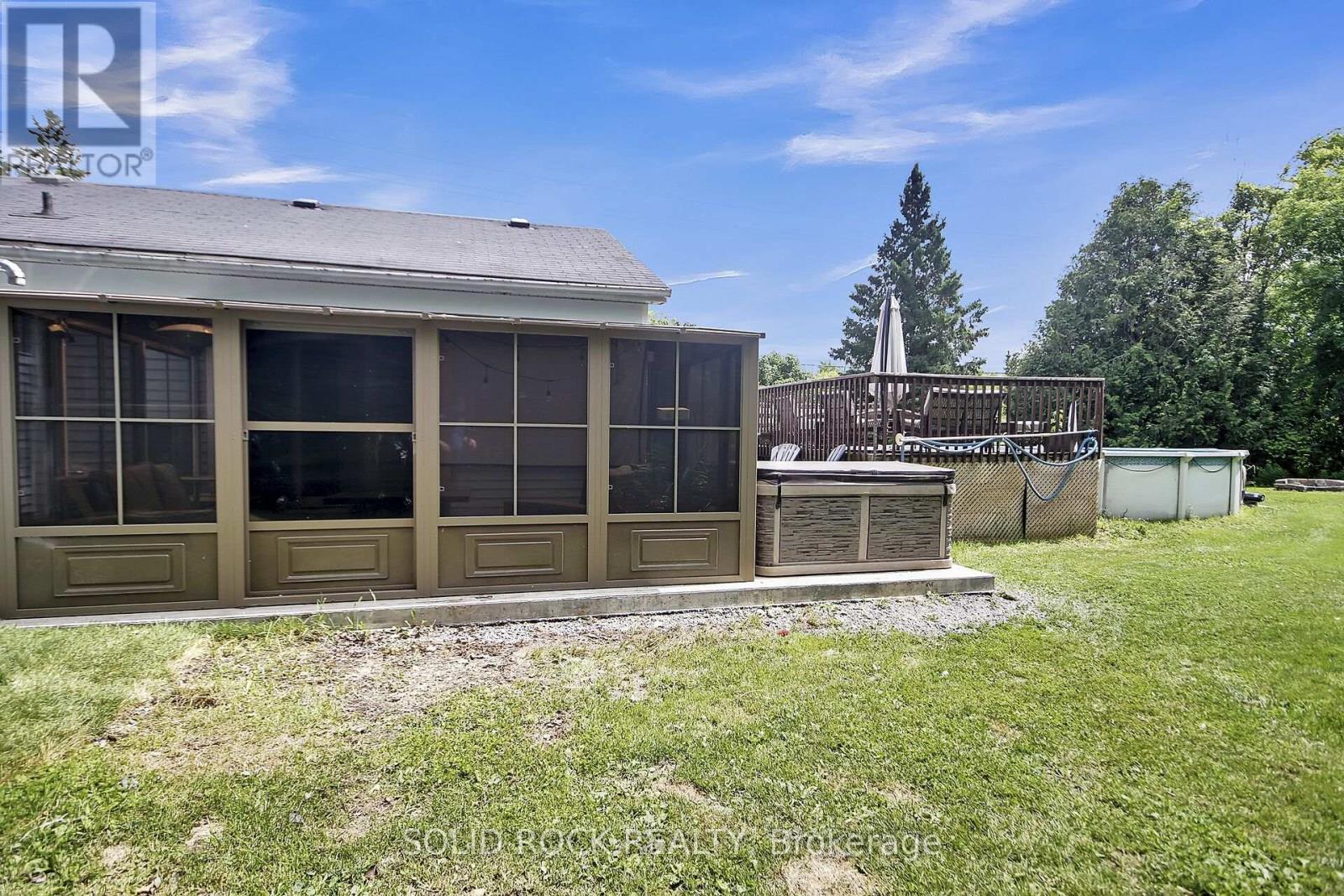 Photo 11 of 7312 Bank Street, Ottawa ON