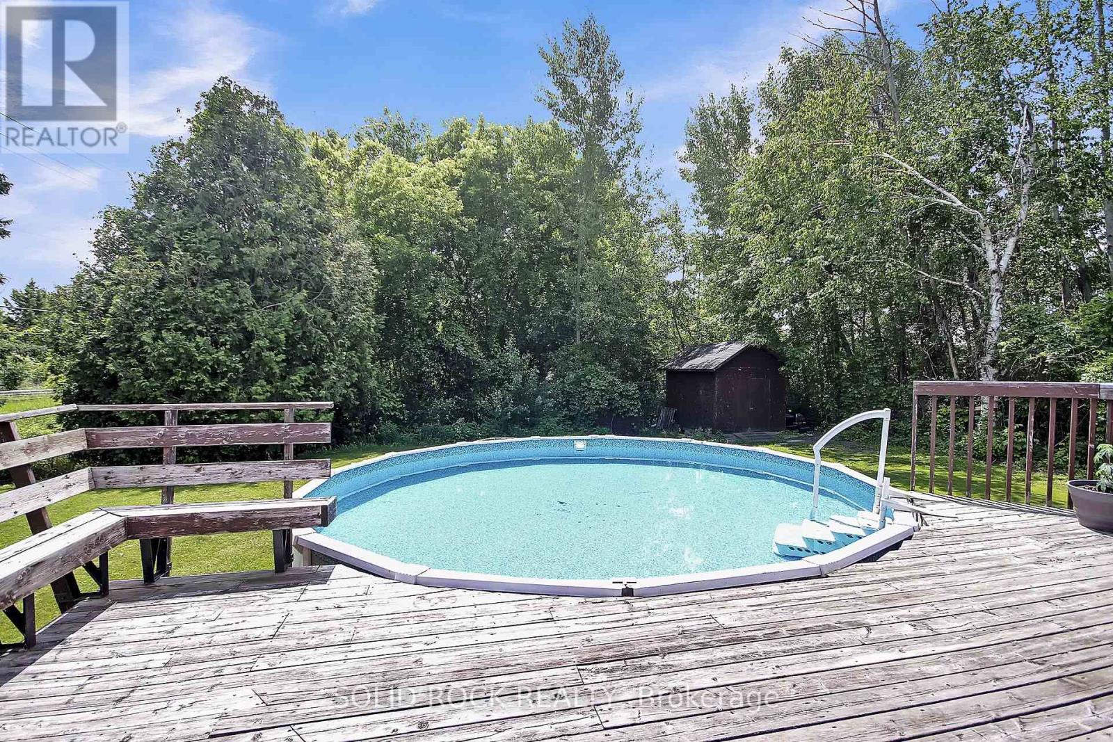 Photo 13 of 7312 Bank Street, Ottawa ON