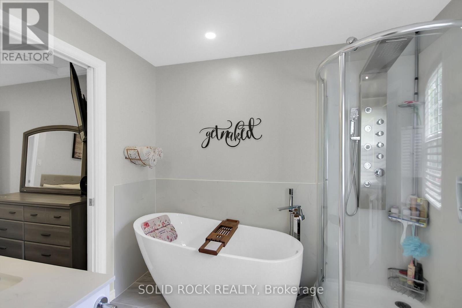 Photo 31 of 7312 Bank Street, Ottawa ON