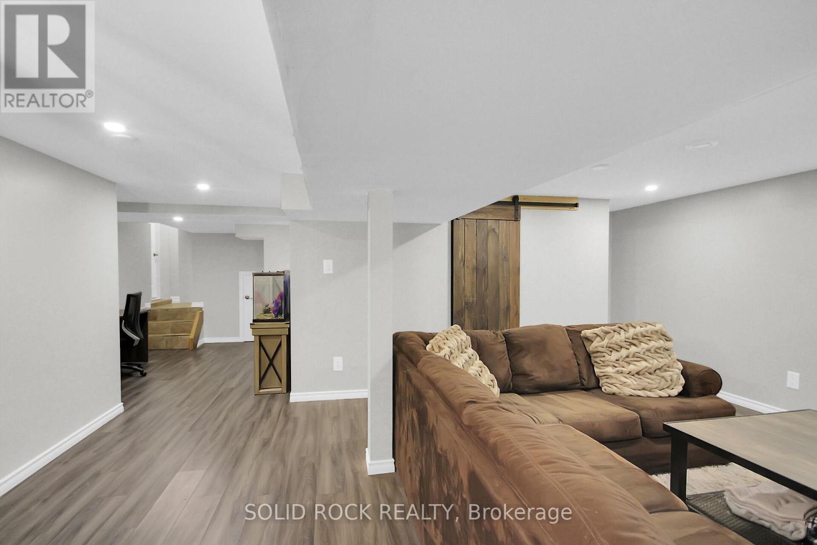 Photo 41 of 7312 Bank Street, Ottawa ON