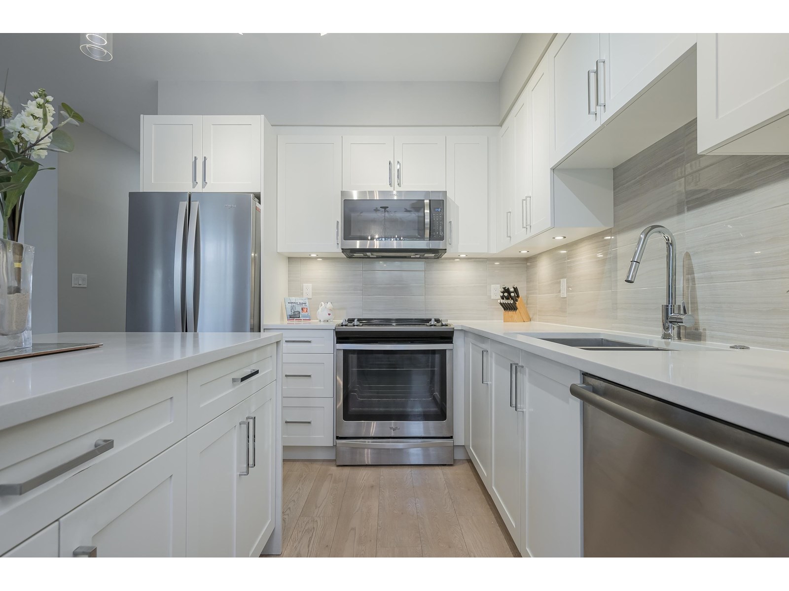 Photo 7 of D 109 20211 66 Avenue, Langley BC