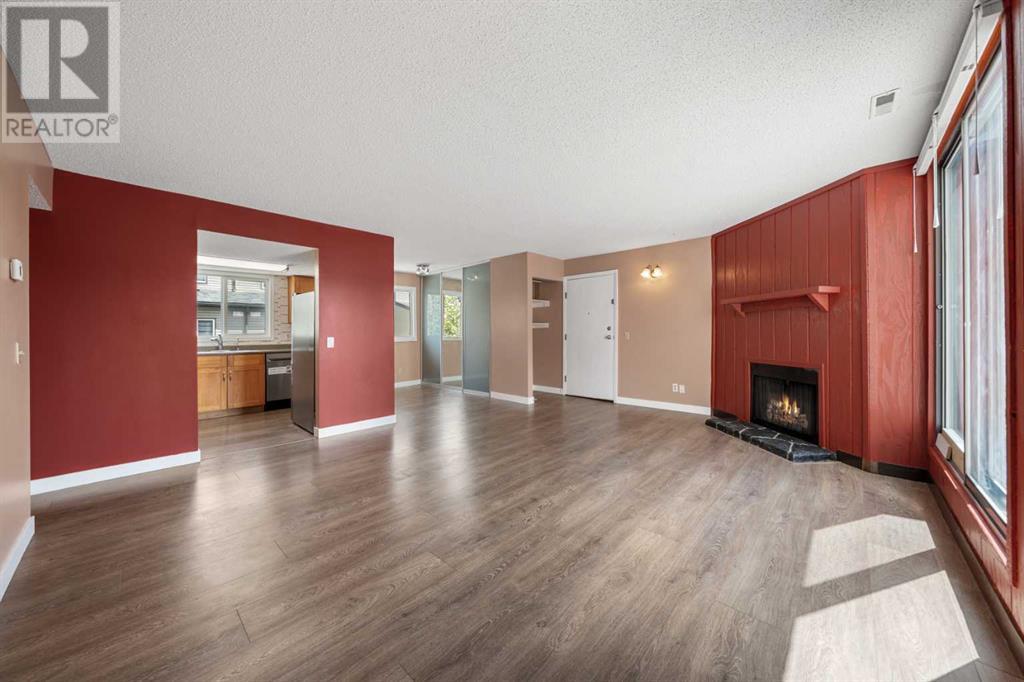 Single Family House for Sale in    Street NW St Andrews Heights Calgary 