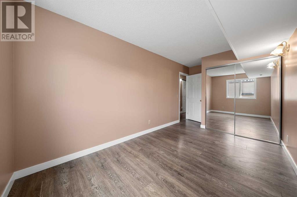 Single Family House for Sale in    Street NW St Andrews Heights Calgary 