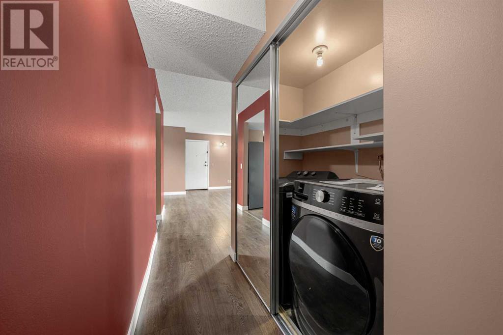 Single Family House for Sale in    Street NW St Andrews Heights Calgary 