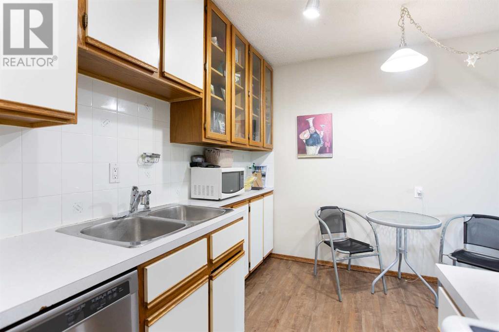 Single Family House for Sale in    Street SW Bankview Calgary 
