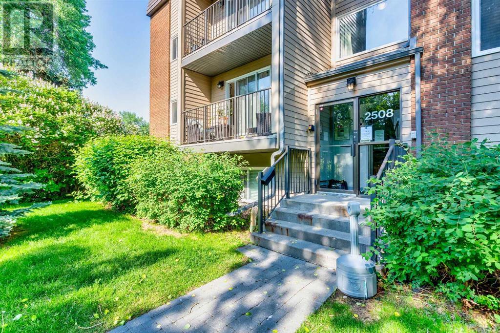 Single Family House for Sale in    Street SW Bankview Calgary 