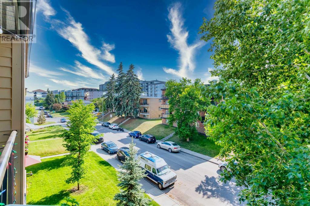 Single Family House for Sale in    Street SW Bankview Calgary 