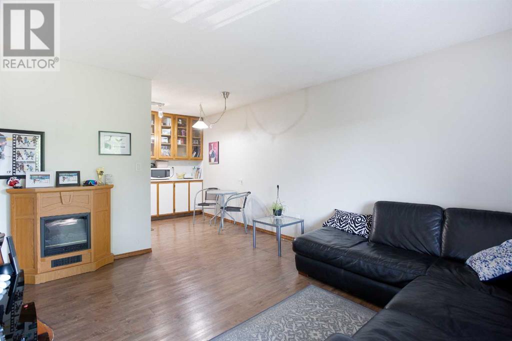 Single Family House for Sale in    Street SW Bankview Calgary 