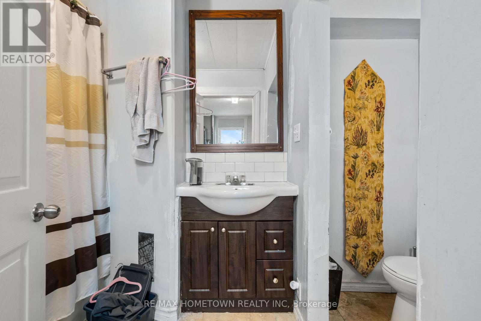 Photo 18 of 256 Ann Street, Prescott ON