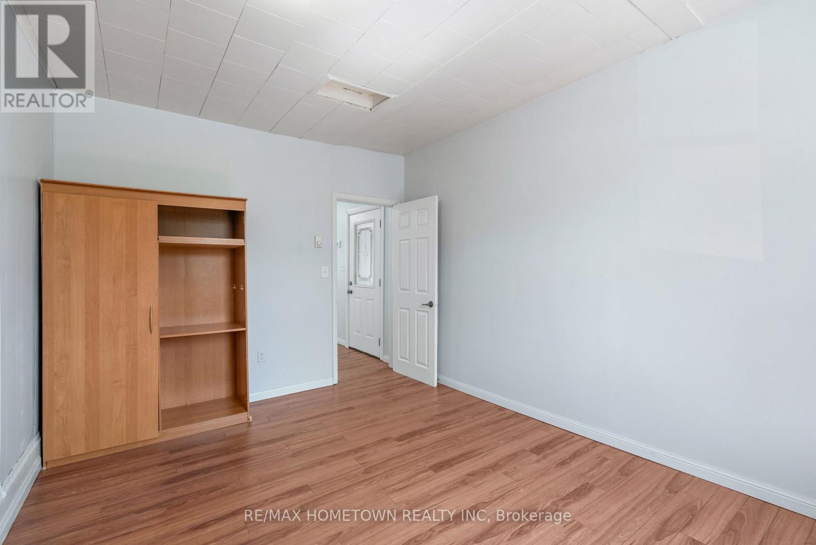 Photo 13 of 256 Ann Street, Prescott ON