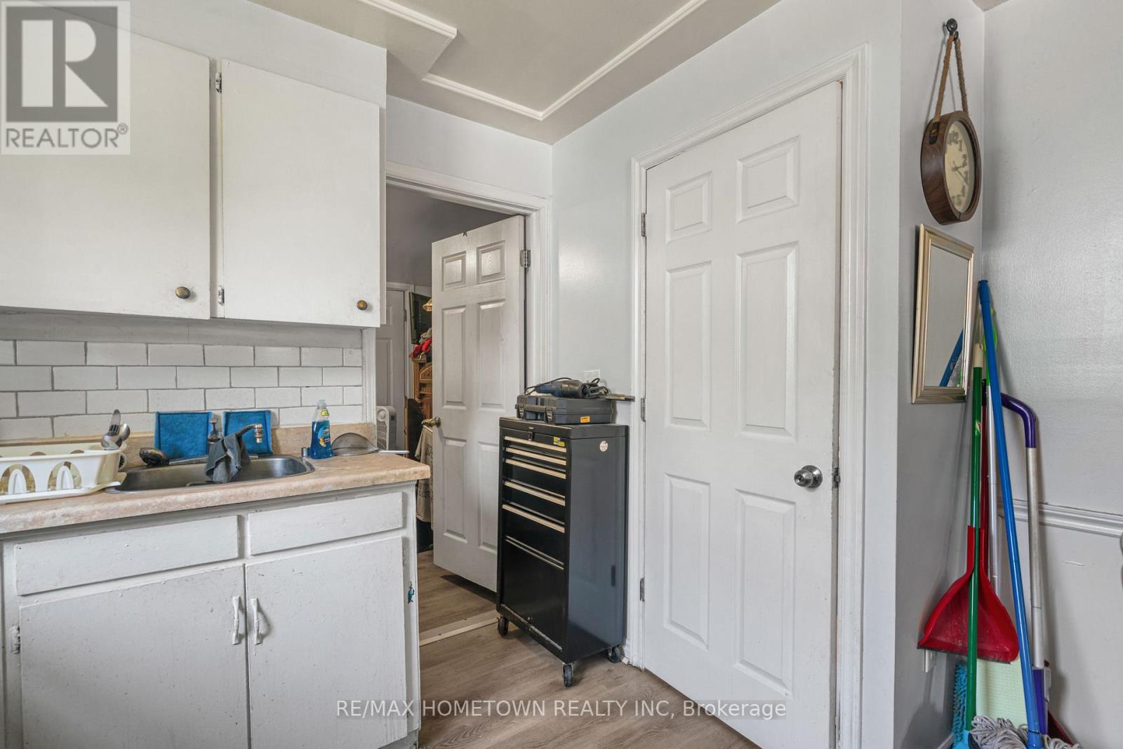 Photo 11 of 256 Ann Street, Prescott ON