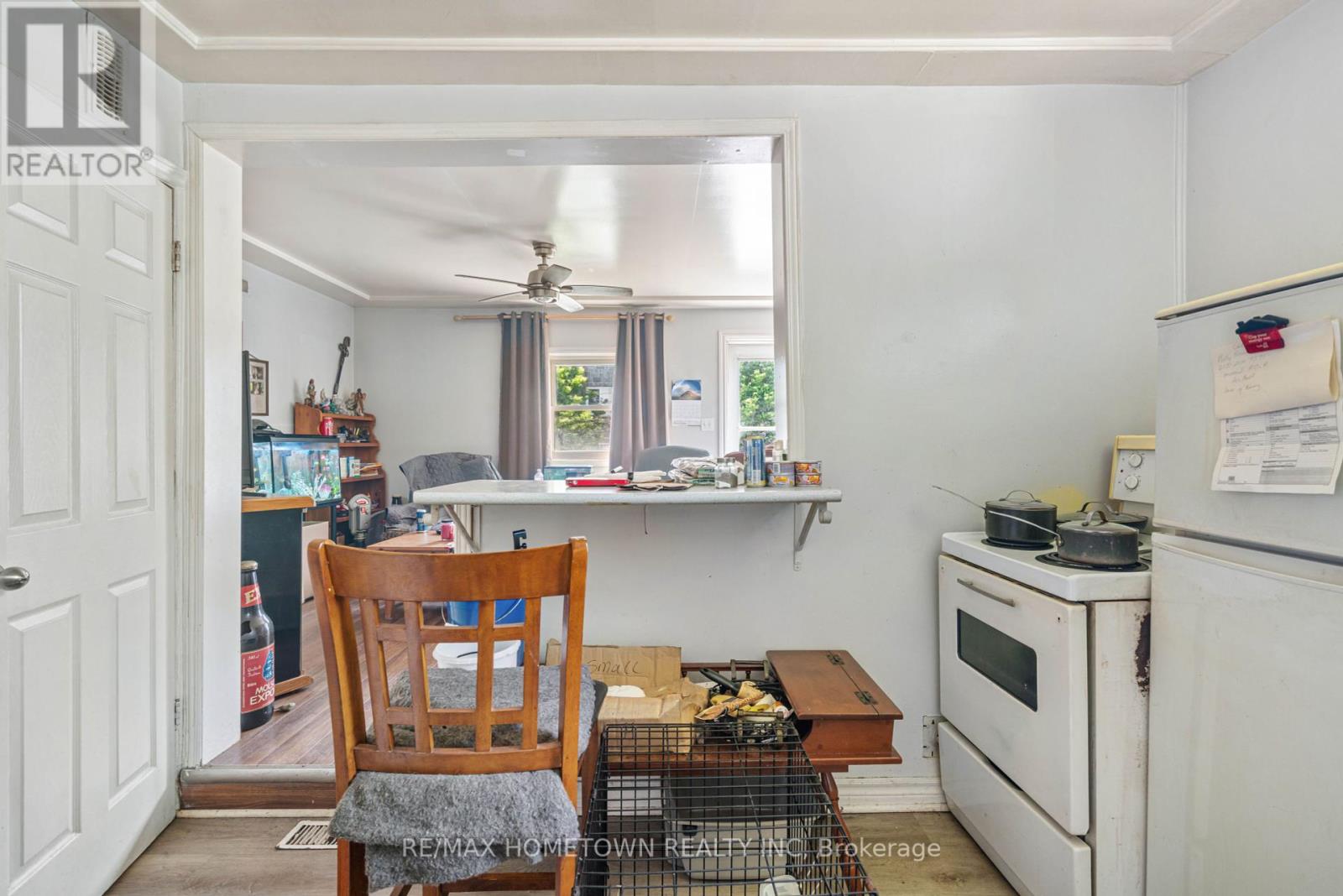 Photo 6 of 256 Ann Street, Prescott ON
