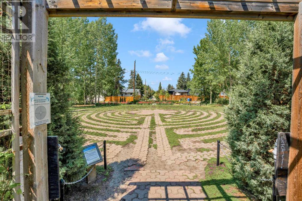 Single Family House Bungalow for Sale in  Silver Springs Hill NW Silver Springs Calgary 