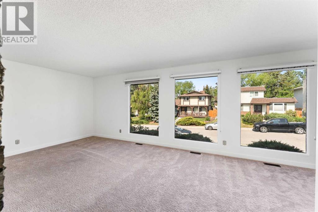 Single Family House Bungalow for Sale in  Silver Springs Hill NW Silver Springs Calgary 