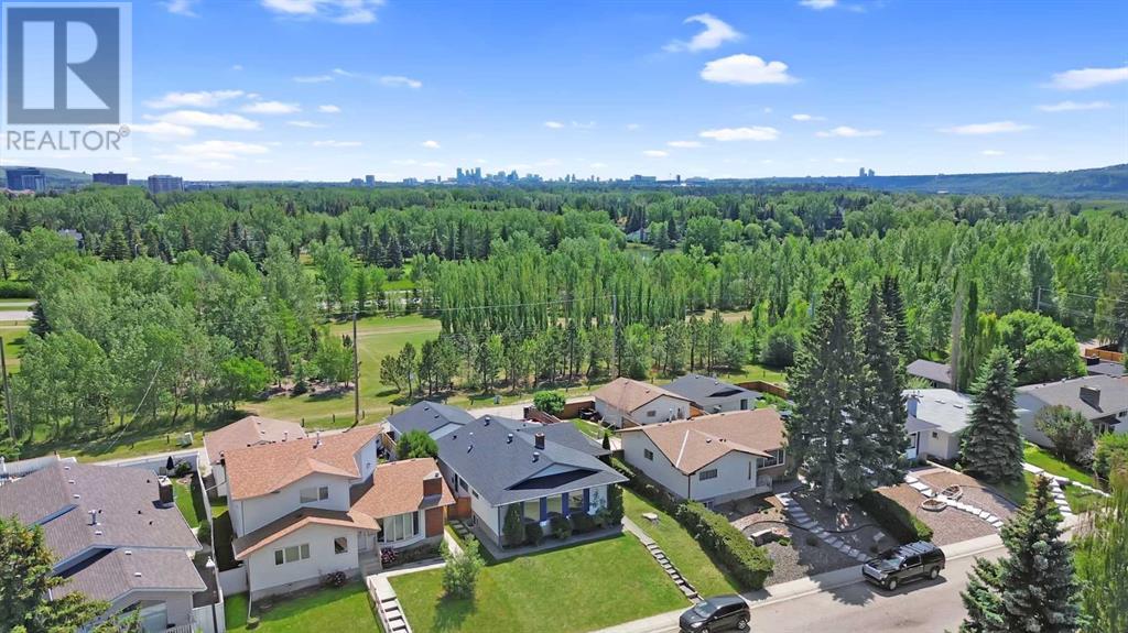 Single Family House Bungalow for Sale in  Silver Springs Hill NW Silver Springs Calgary 