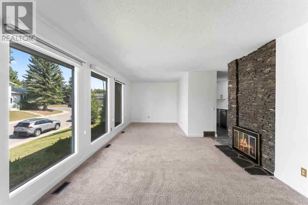 Single Family House Bungalow for Sale in  Silver Springs Hill NW Silver Springs Calgary 