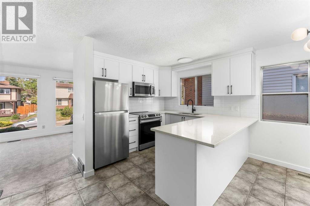 Single Family House Bungalow for Sale in  Silver Springs Hill NW Silver Springs Calgary 