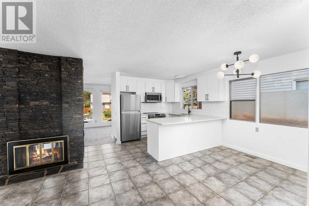 Single Family House Bungalow for Sale in  Silver Springs Hill NW Silver Springs Calgary 