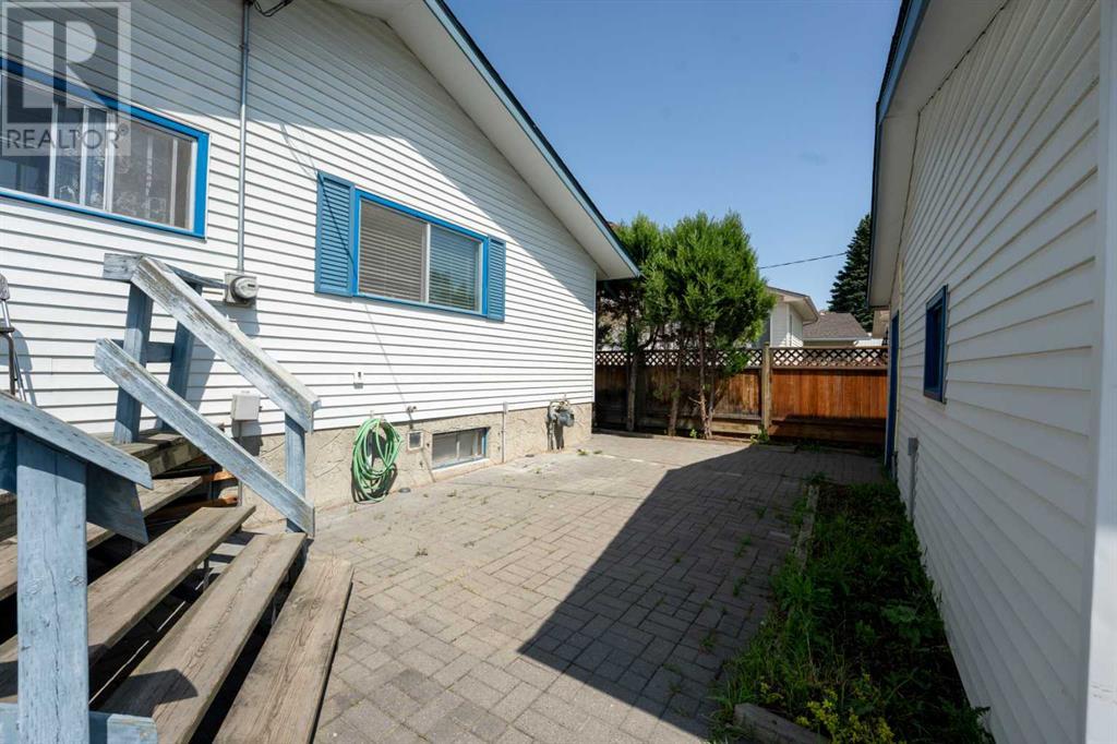 Single Family House Bungalow for Sale in  Silver Springs Hill NW Silver Springs Calgary 