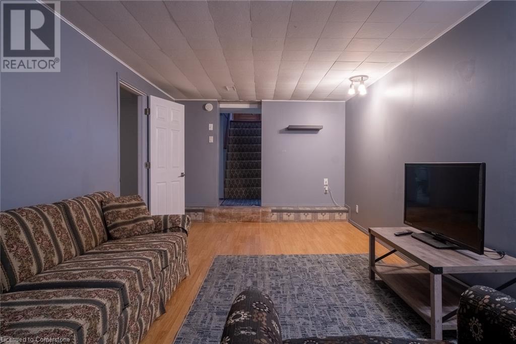 Photo 29 of 15 Alba Street, Stoney Creek ON
