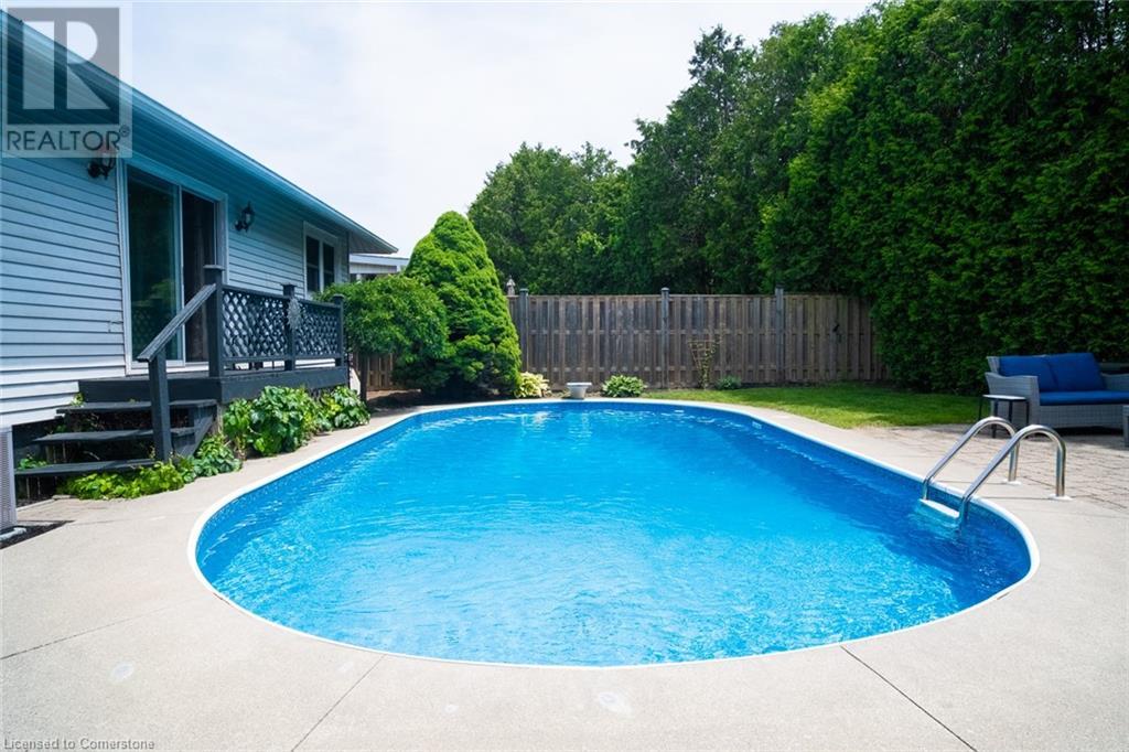 Photo 39 of 15 Alba Street, Stoney Creek ON
