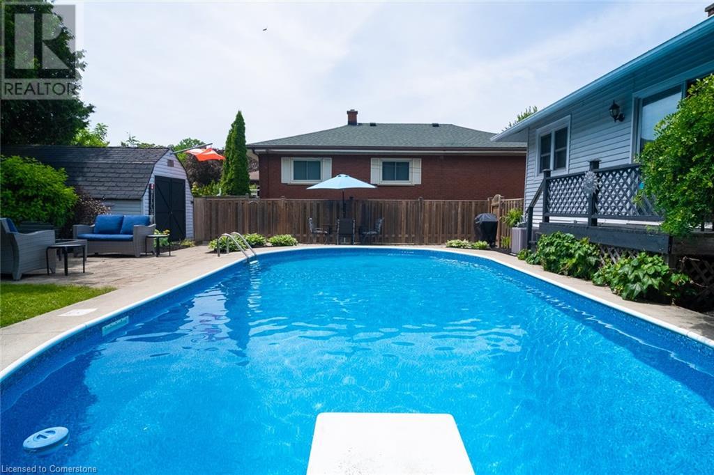 Photo 40 of 15 Alba Street, Stoney Creek ON