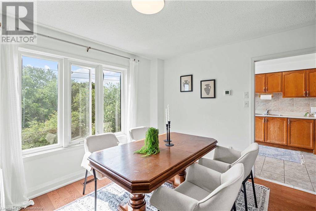 Photo 12 of 5090 Fairview Street Unit 20, Burlington ON
