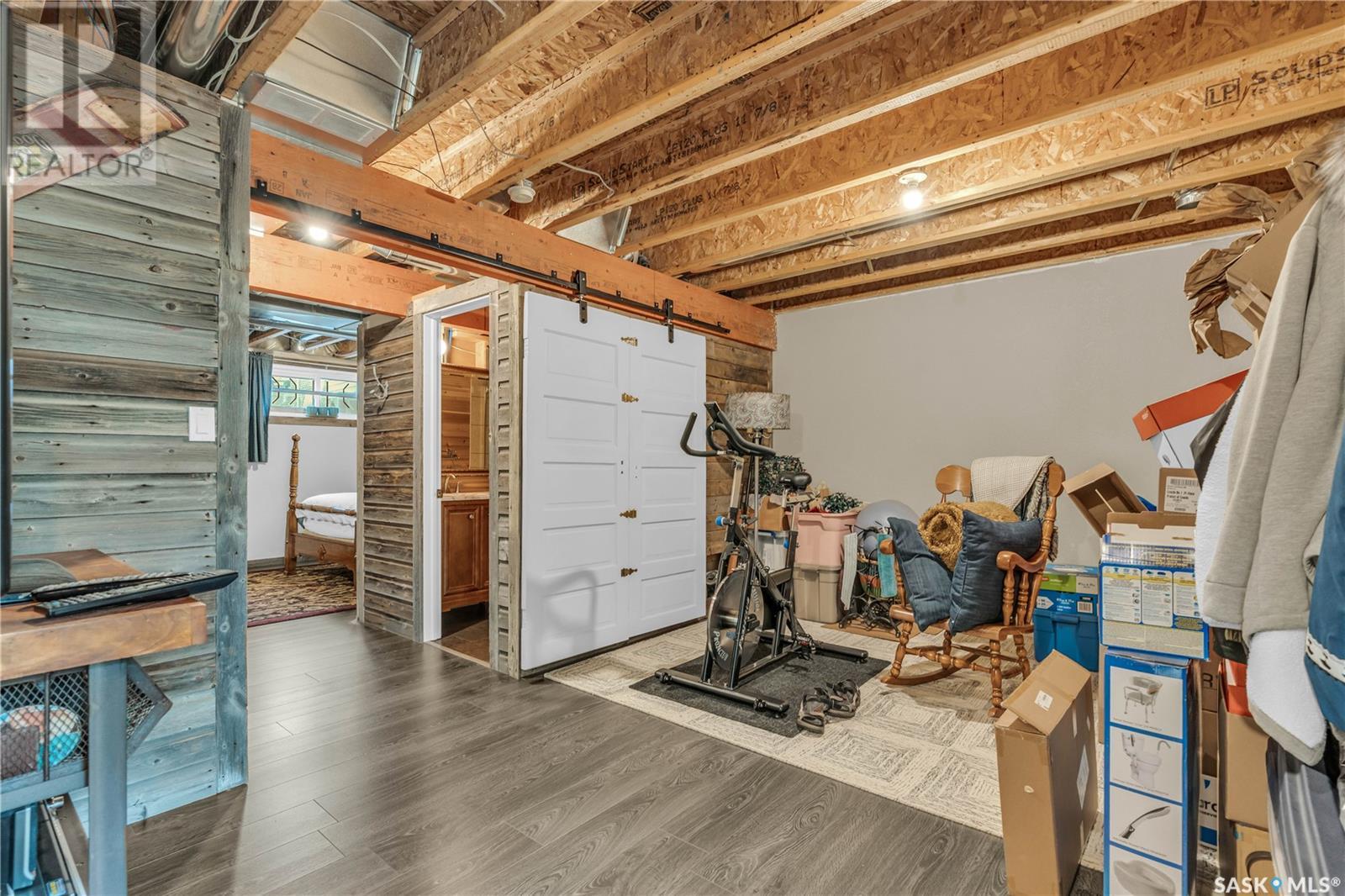 Single Family House 2 Level for Sale in  F AVENUE N Saskatoon 
