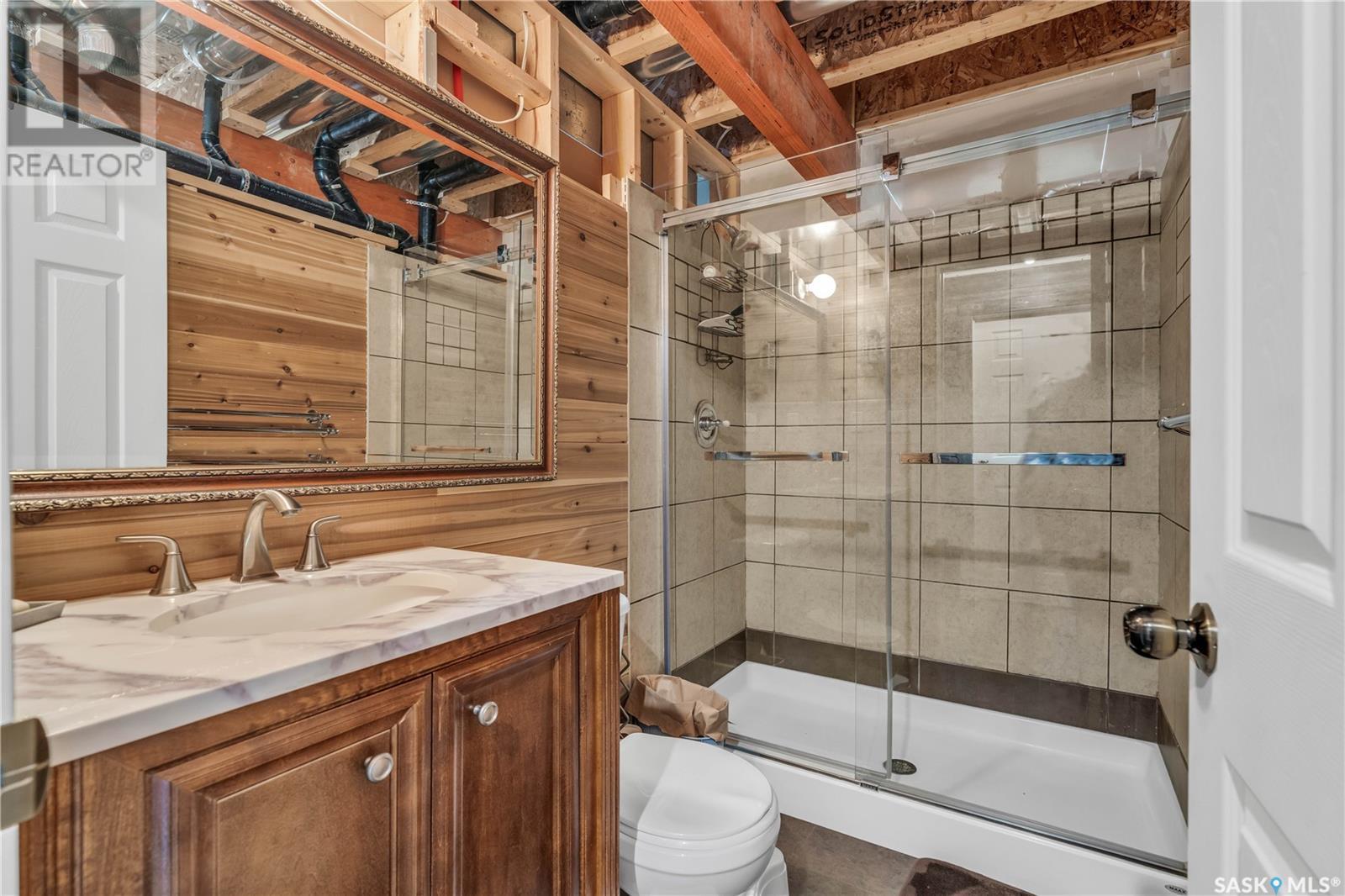 Single Family House 2 Level for Sale in  F AVENUE N Saskatoon 
