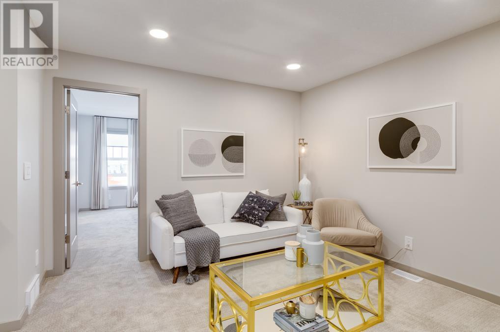 Single Family House for Sale in  Starling Boulevard NW Moraine Calgary 