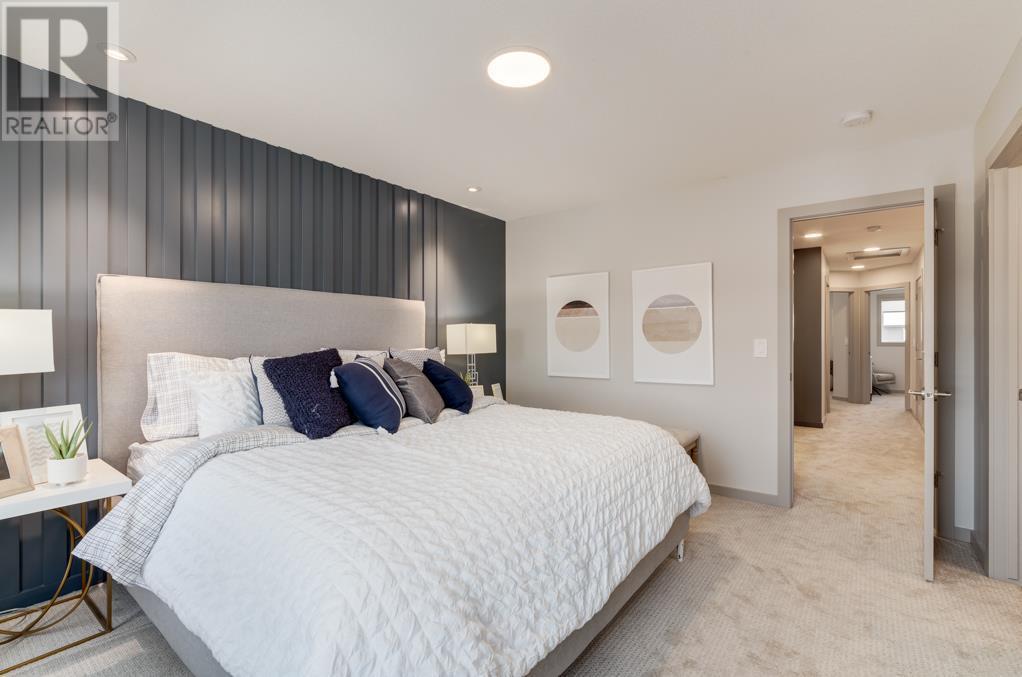 Single Family House for Sale in  Starling Boulevard NW Moraine Calgary 