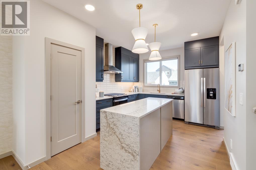 Single Family House for Sale in  Starling Boulevard NW Moraine Calgary 