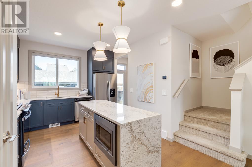 Single Family House for Sale in  Starling Boulevard NW Moraine Calgary 