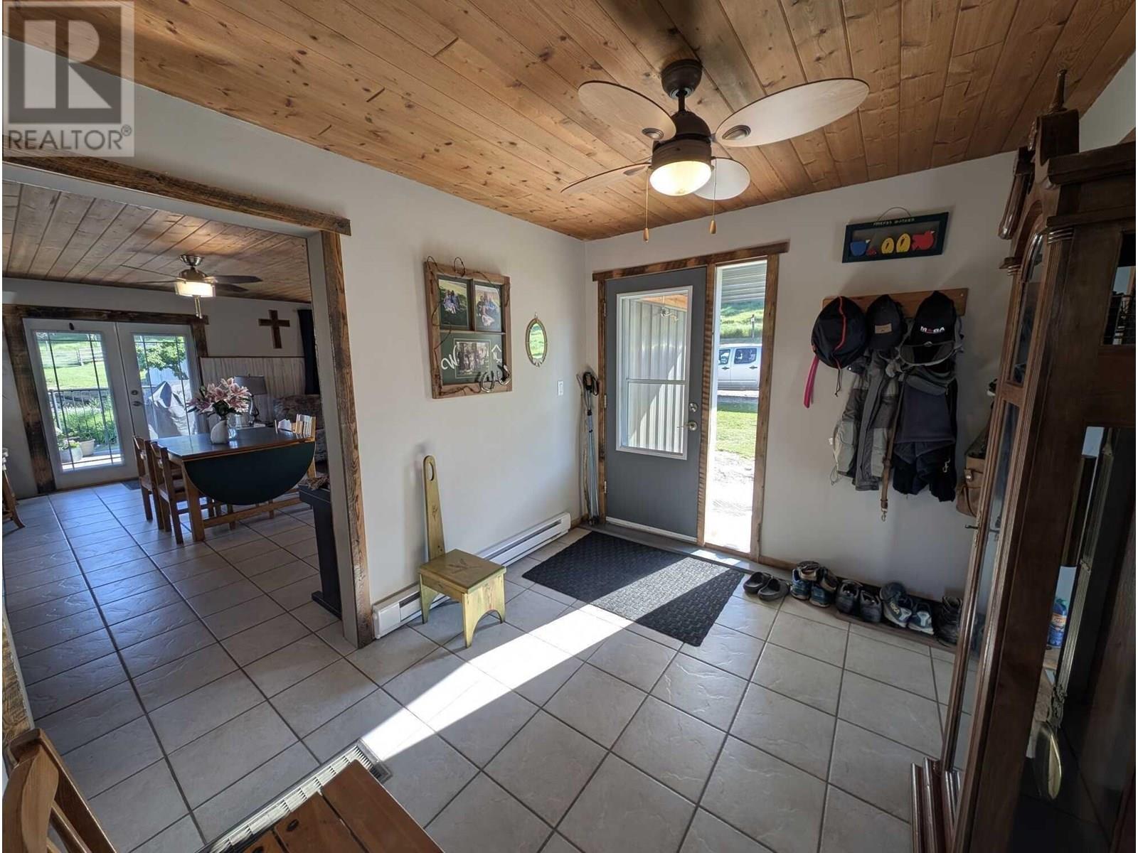 10281 LEE ROAD, Williams Lake