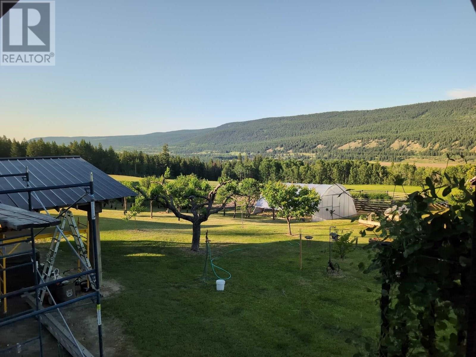 10281 LEE ROAD, Williams Lake