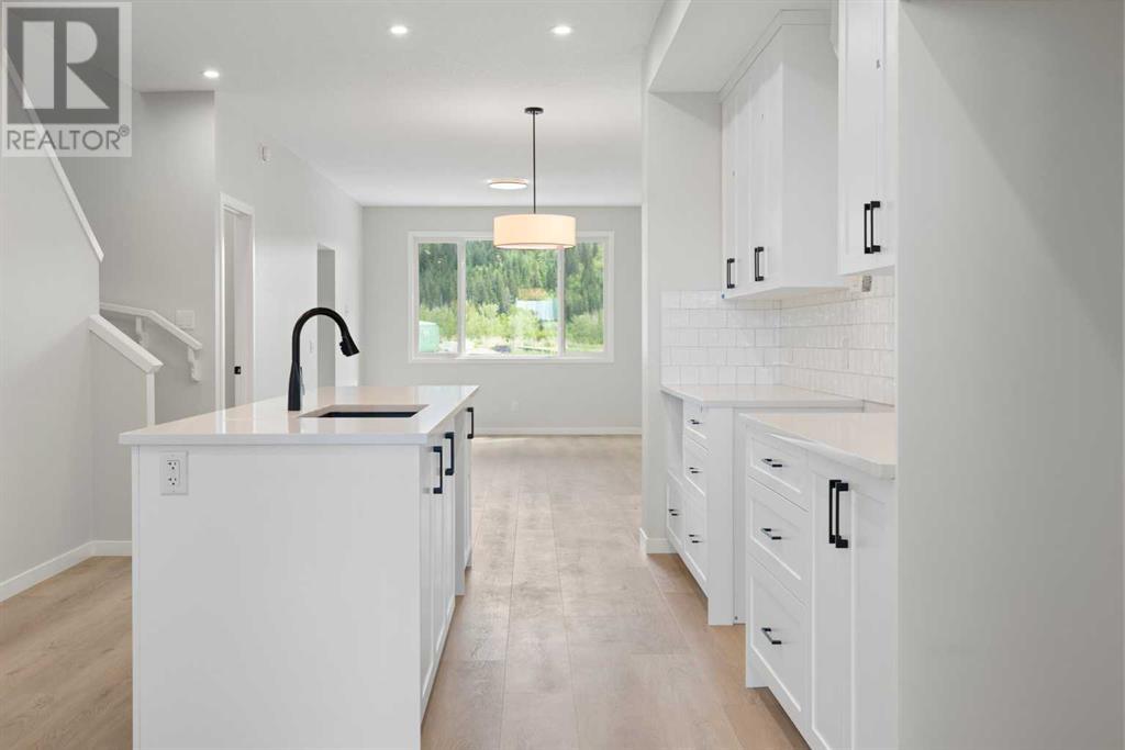 Single Family House for Sale in  Creekview Drive SW Pine Creek Calgary 