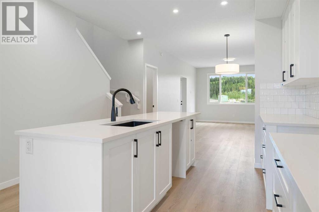 Single Family House for Sale in  Creekview Drive SW Pine Creek Calgary 