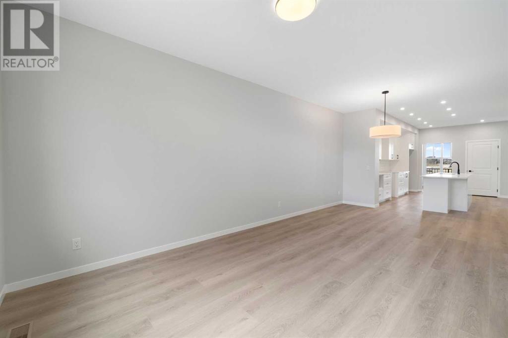 Single Family House for Sale in  Creekview Drive SW Pine Creek Calgary 